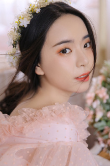 美女日系裸妆照片